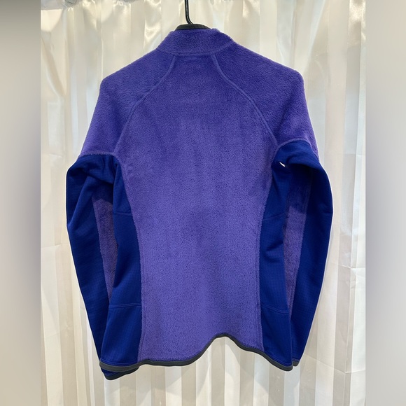 Patagonia R2 Thermal Pro Fleece Jacket (Women’s) - Picture 2 of 5